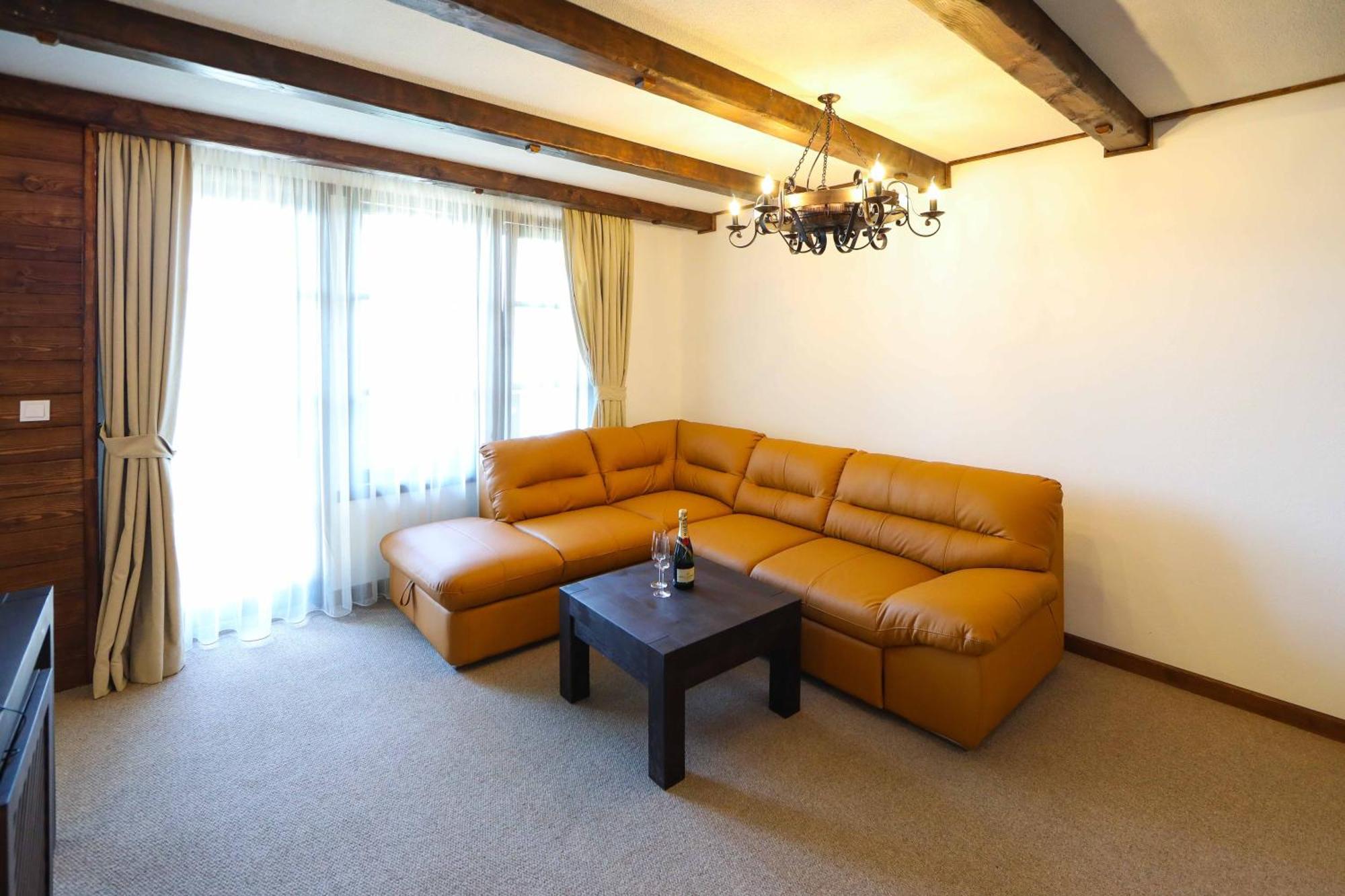 Hotel Leşten Cameră foto